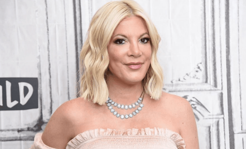 Tori Spelling Biography in 2025