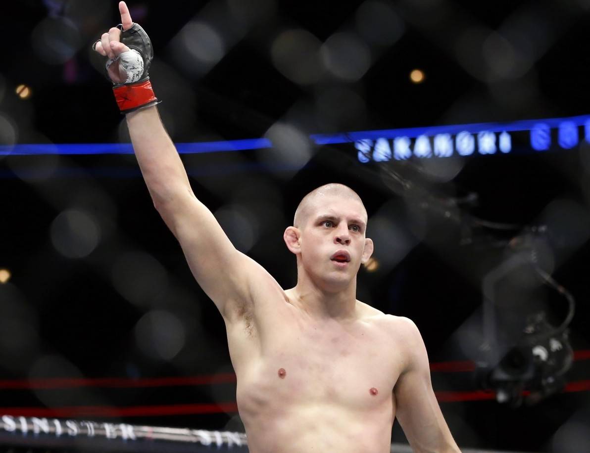 Joe lauzon net worth