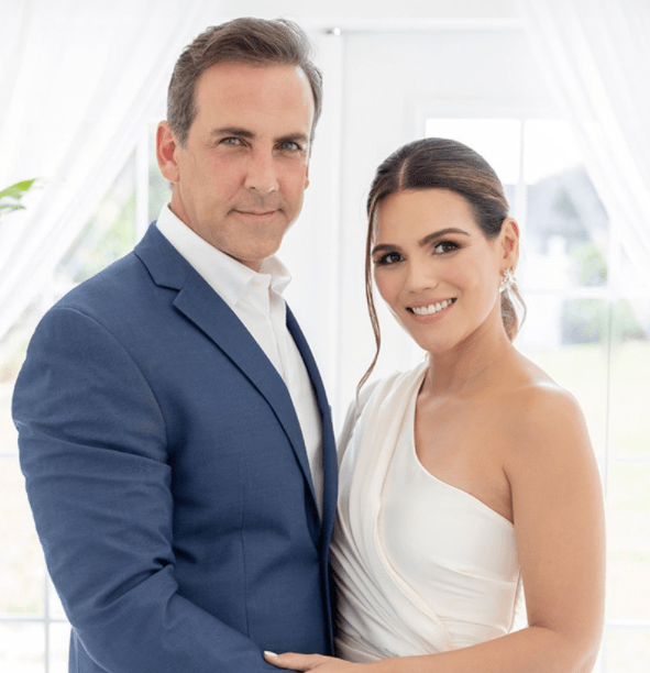 Carlos Ponce and his wife Karina Banda