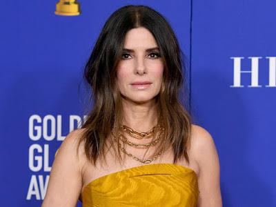 Sandra Bullock does not hesitate to strip naked in front of the camera