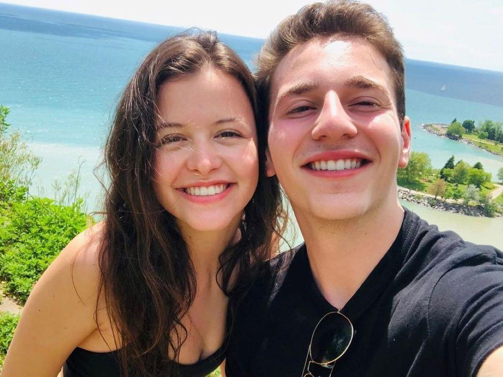 Sarah Weisglass's Boyfriend: Is She Dating Jeremy Cullen? Family and net worth - Sarah Weisglasss Boyfriend Is She Dating Jeremy Cullen Family and